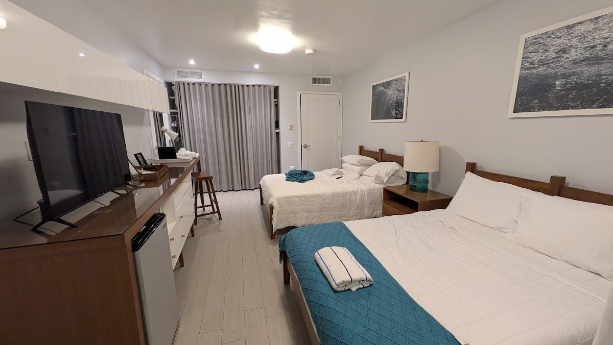 Tides Inn photo 2