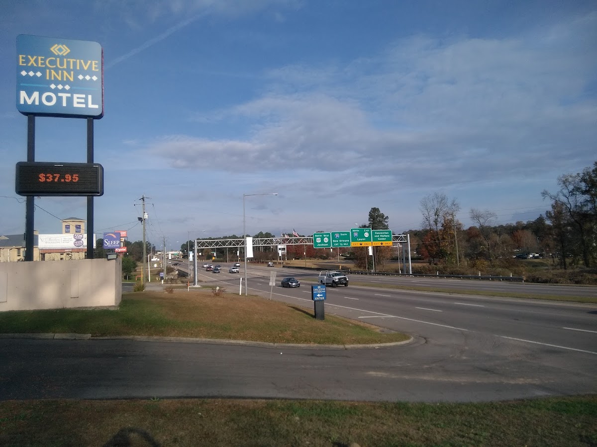 Executive Inn photo 3