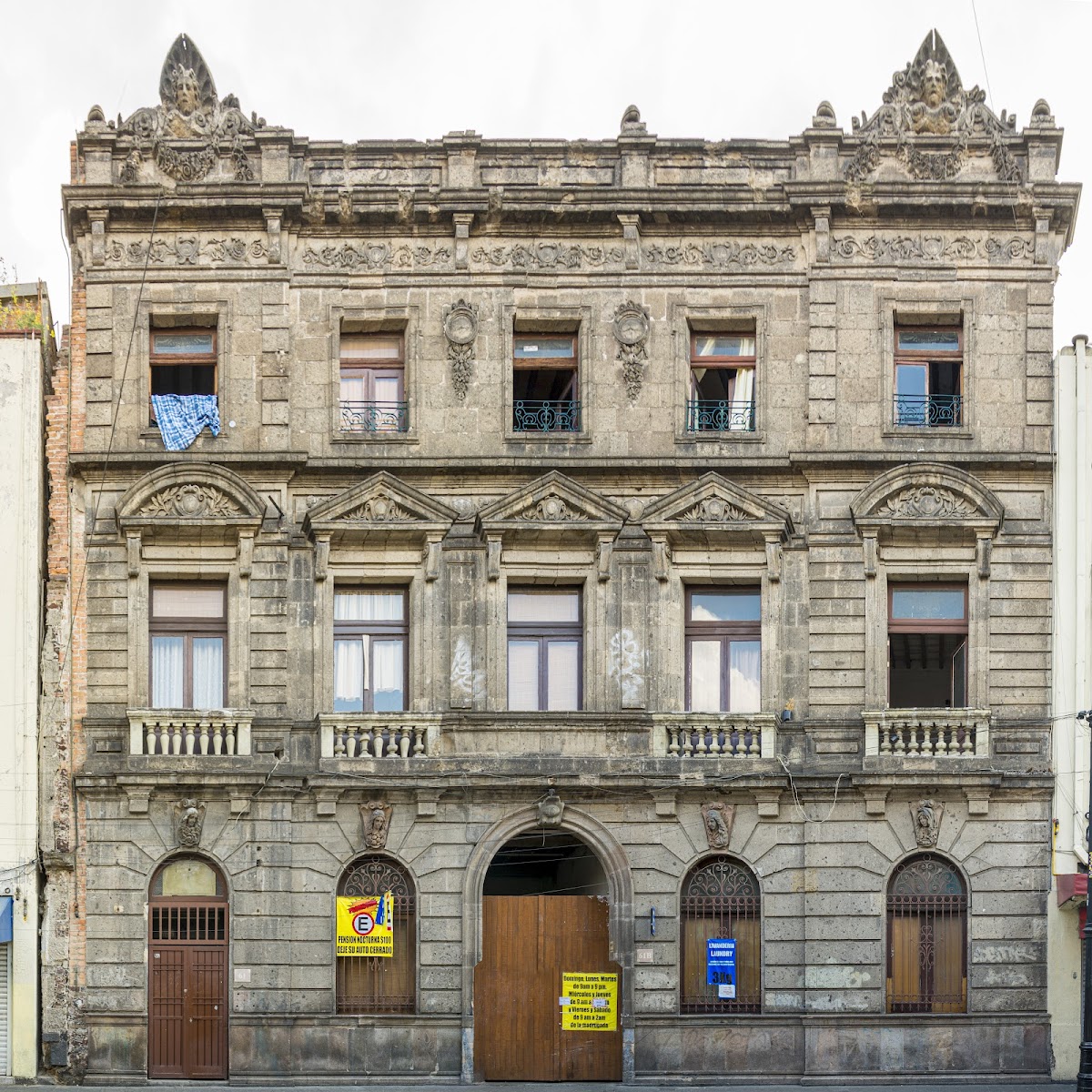 Hotel Niza