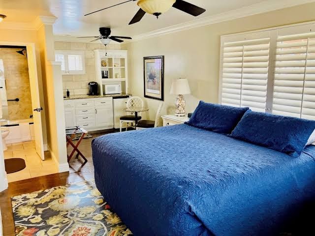 BeachComber Inn photo 2