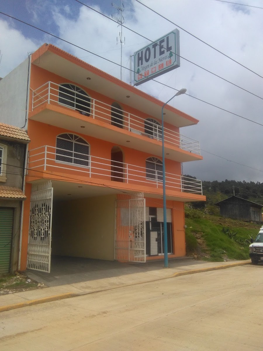 Hotel La Virgen De Las Nieves