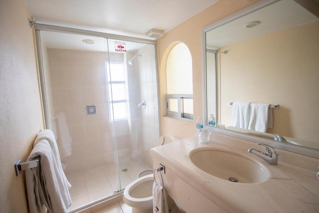 Hotel Maria Isabel photo 3