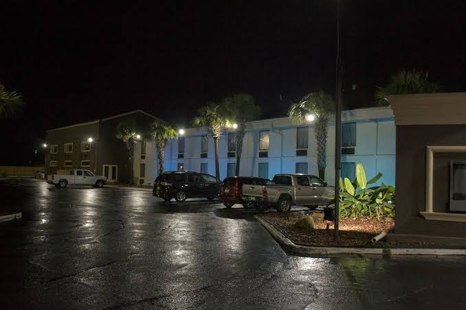 Regency Inn photo 3