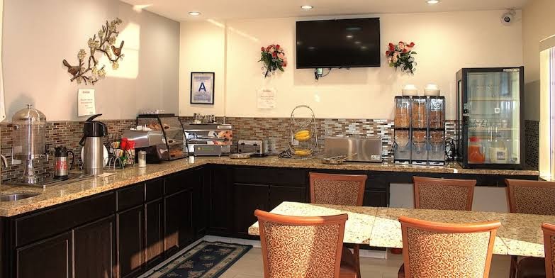 Budget Inn photo 2