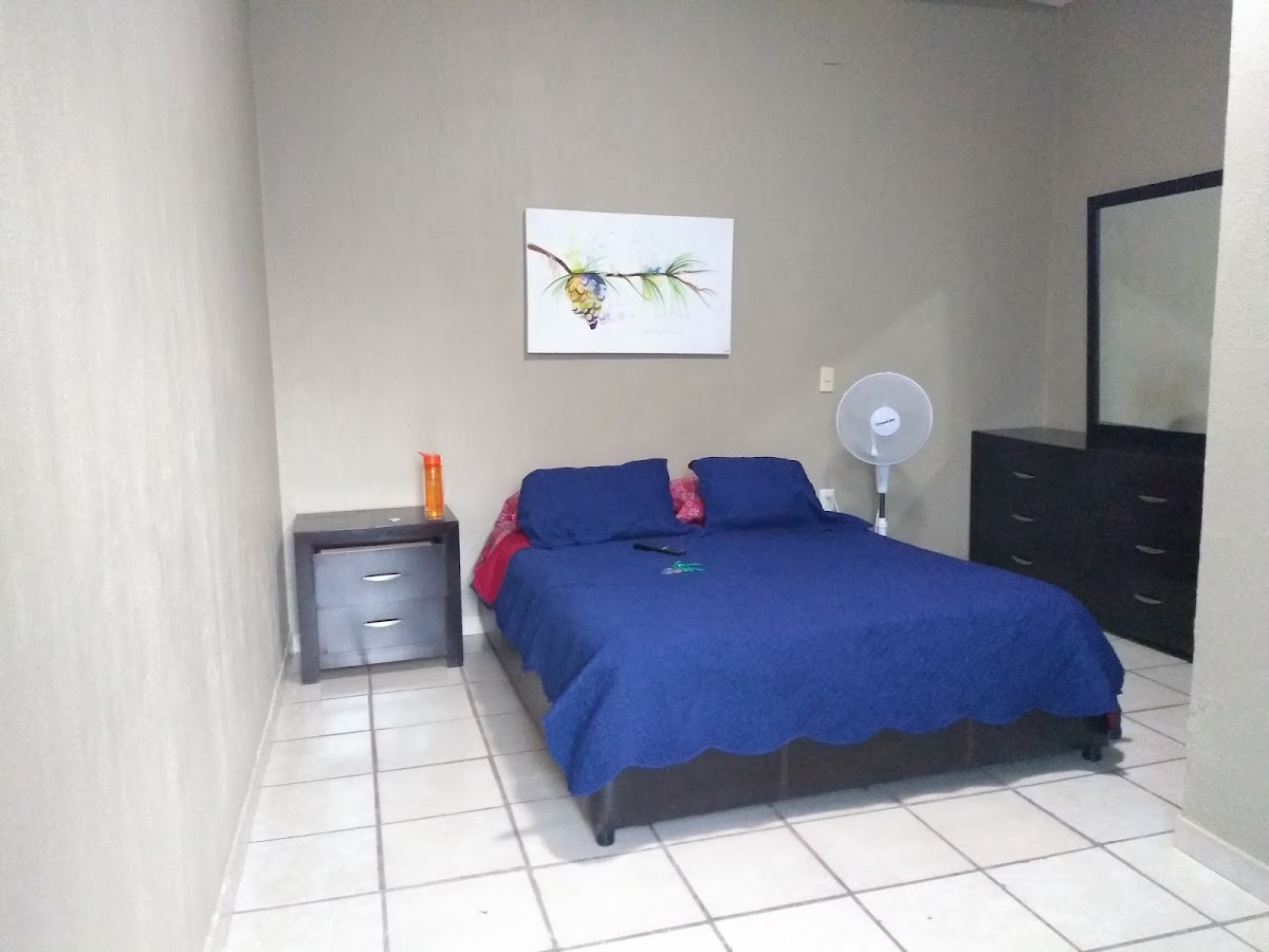 Hotel Las Palmas photo 2