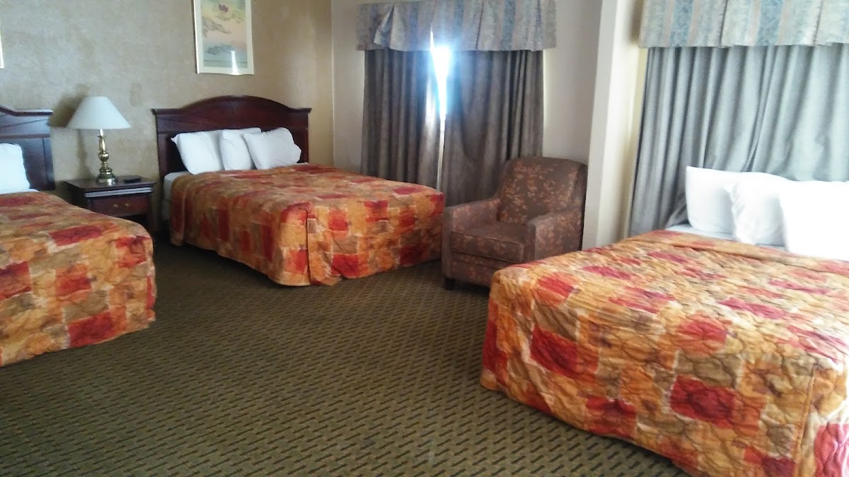 Garden Inn & suites photo 2