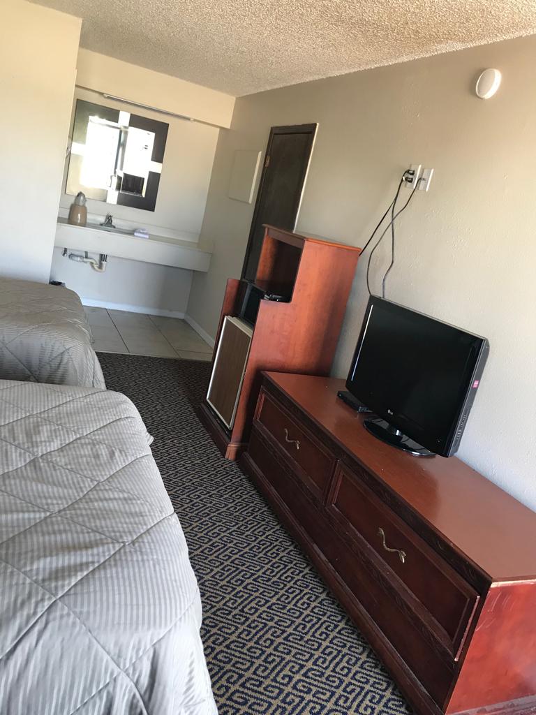 Lakeside inn photo 3