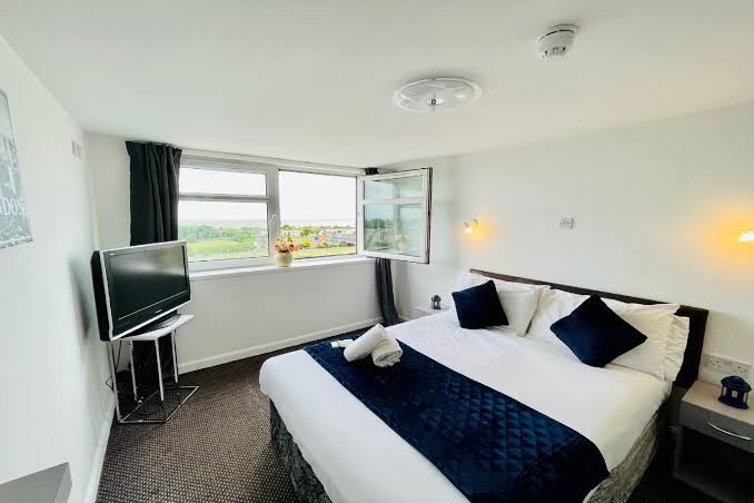 The Sun Hotel photo 2
