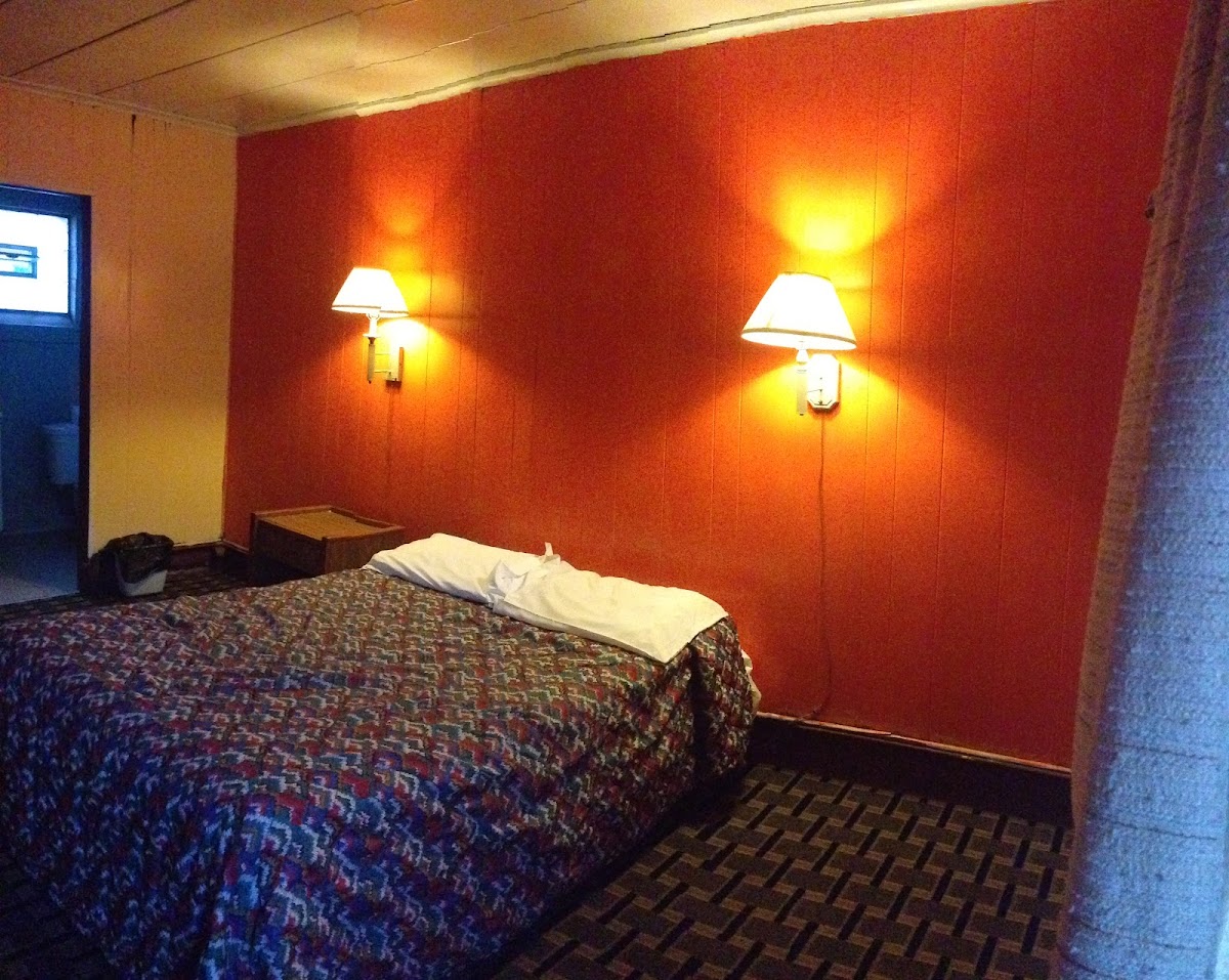 Sherwood Motel photo 2