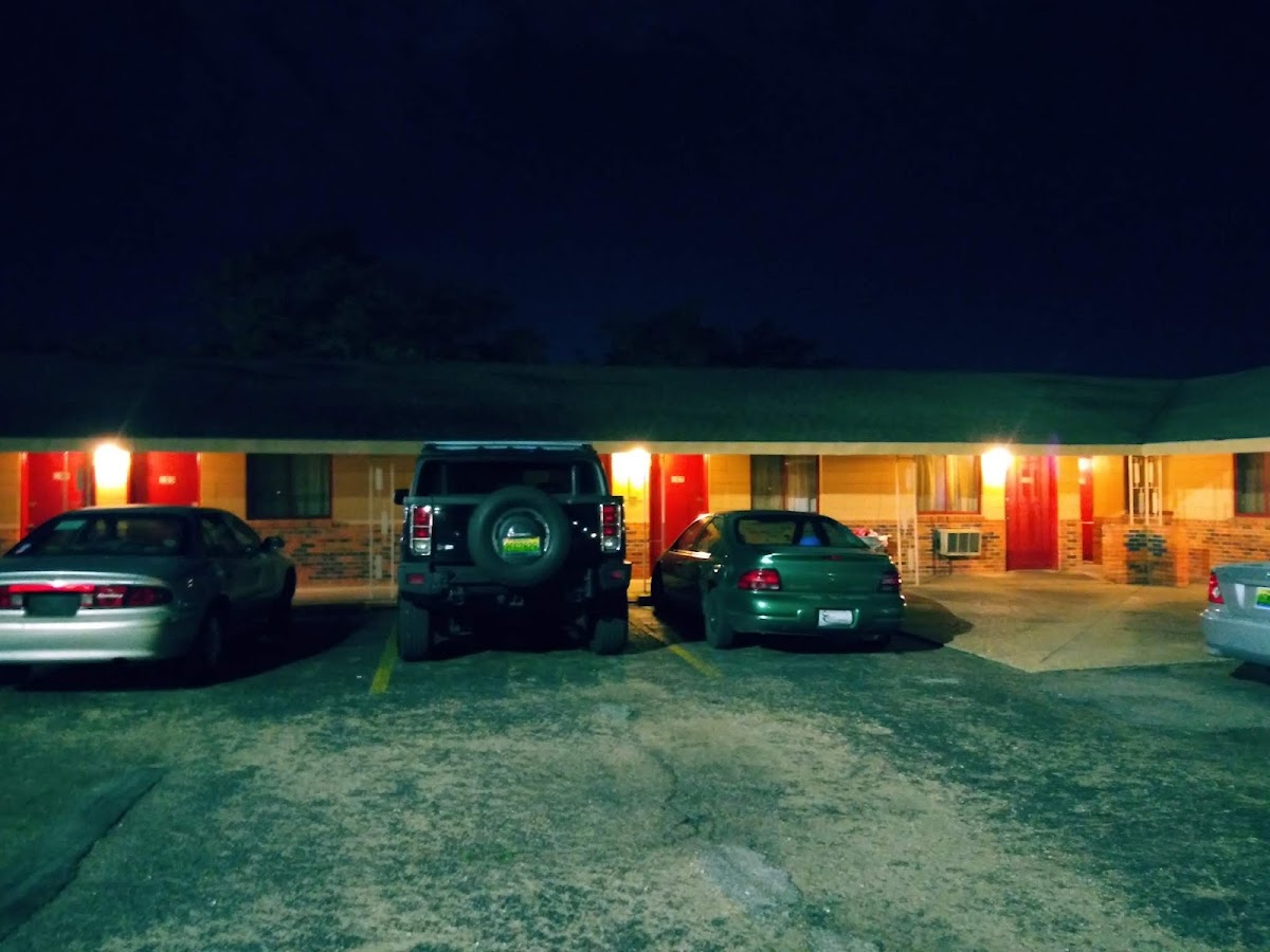 Taylor Motel photo 2