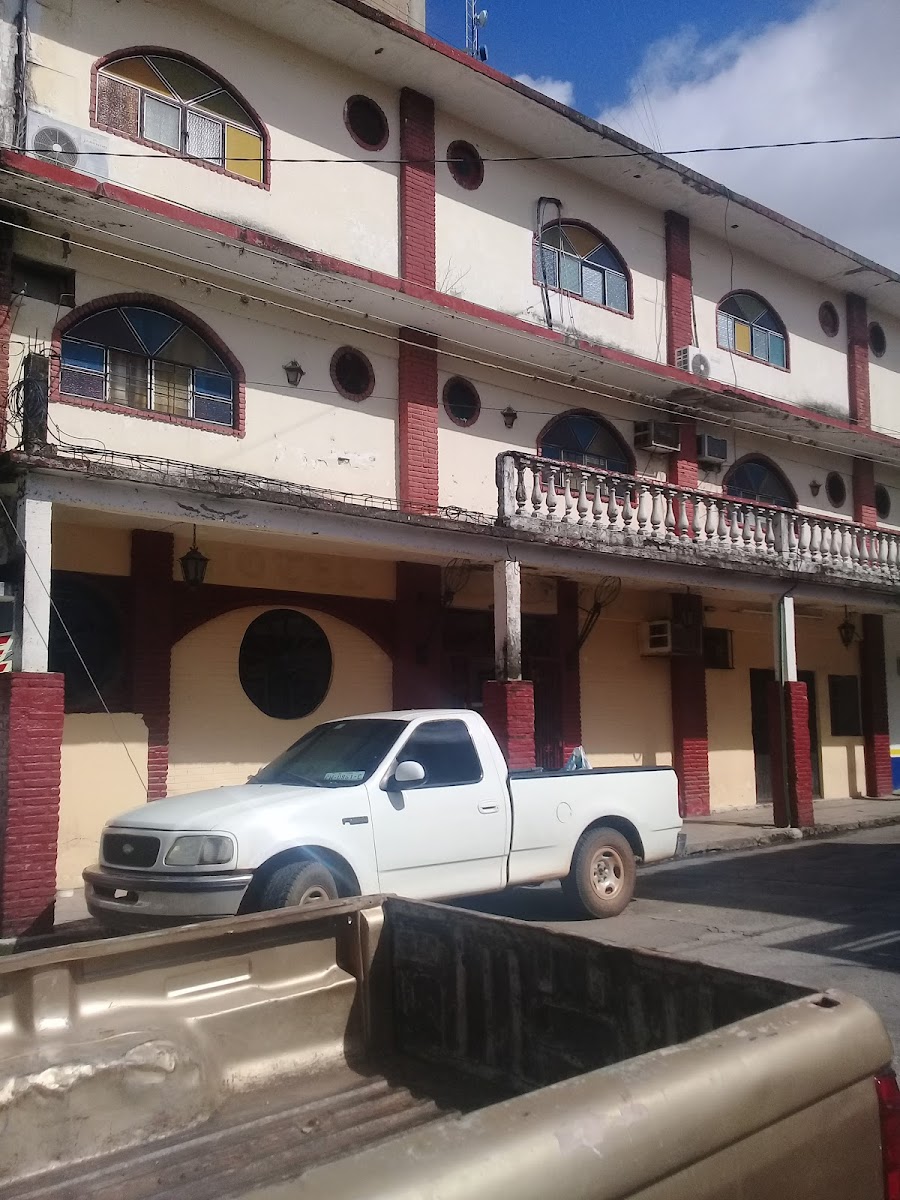 Hotel Colonial photo 2
