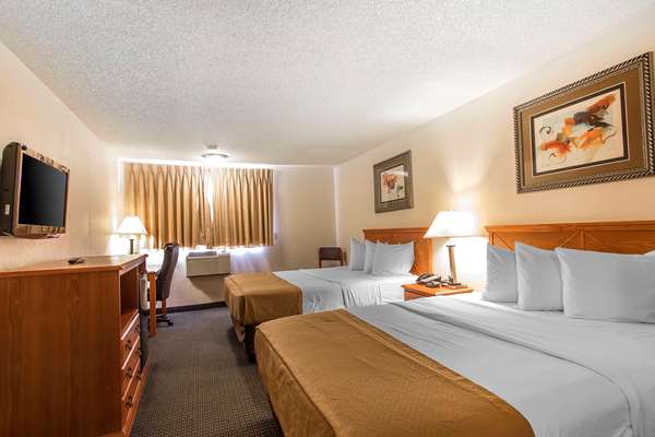 Brentwood Inn photo 2
