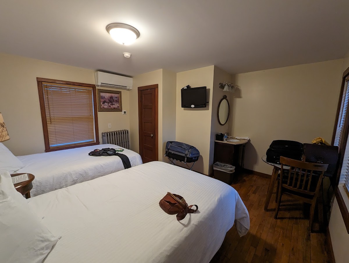 Wagon Wheel Motel