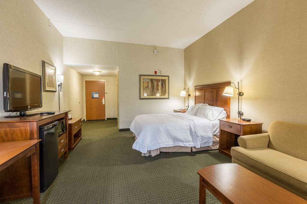 Hampton Inn Sidney photo 2
