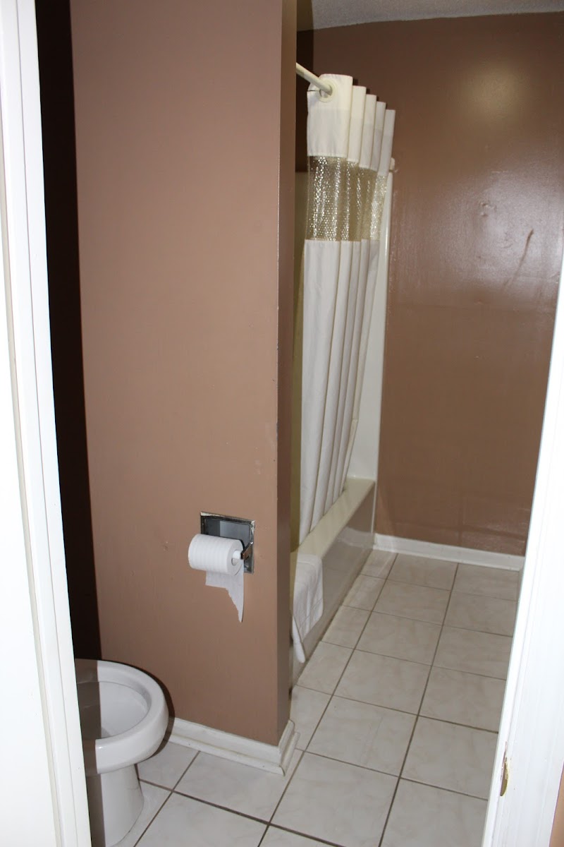 Economy Inn photo 3