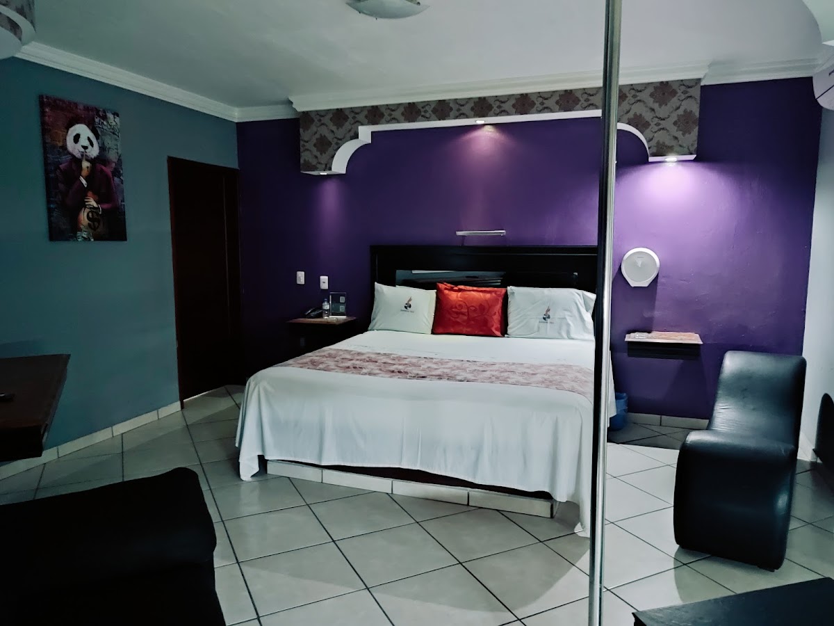 Express Inn photo 2