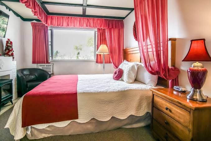 Gables Motel photo 2