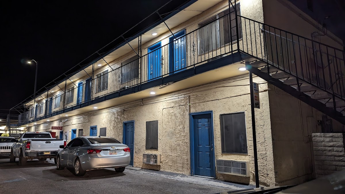 Frontier Motel