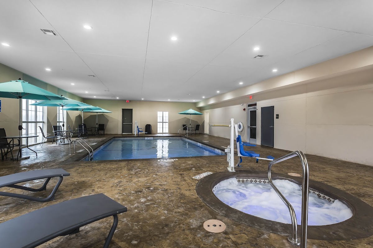 Comfort Suites University photo 3