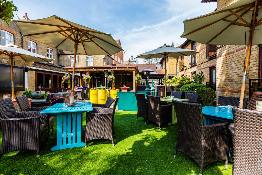 The Crown (Hotel)