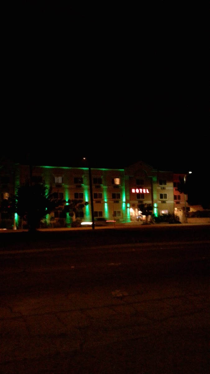Townhouse Motel photo 3