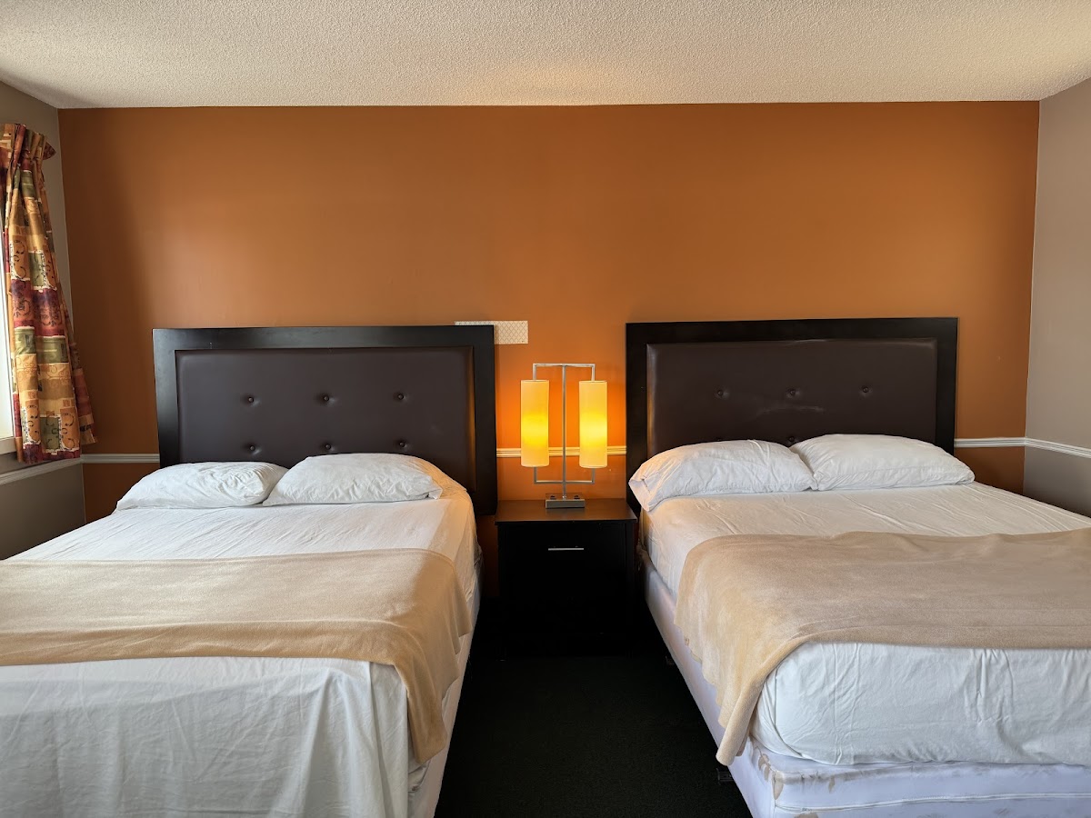 Adams Motel photo 2