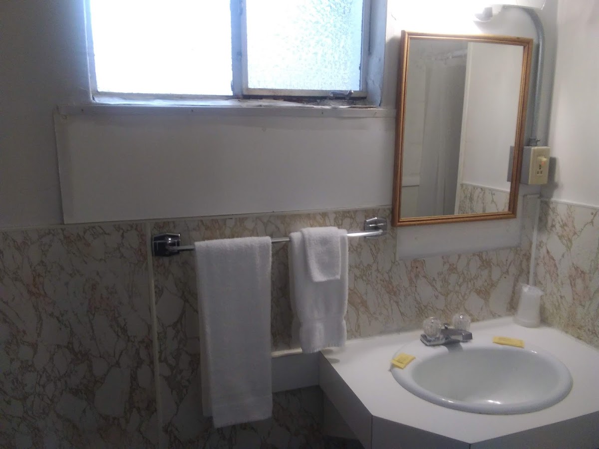 Lake City Motel photo 3