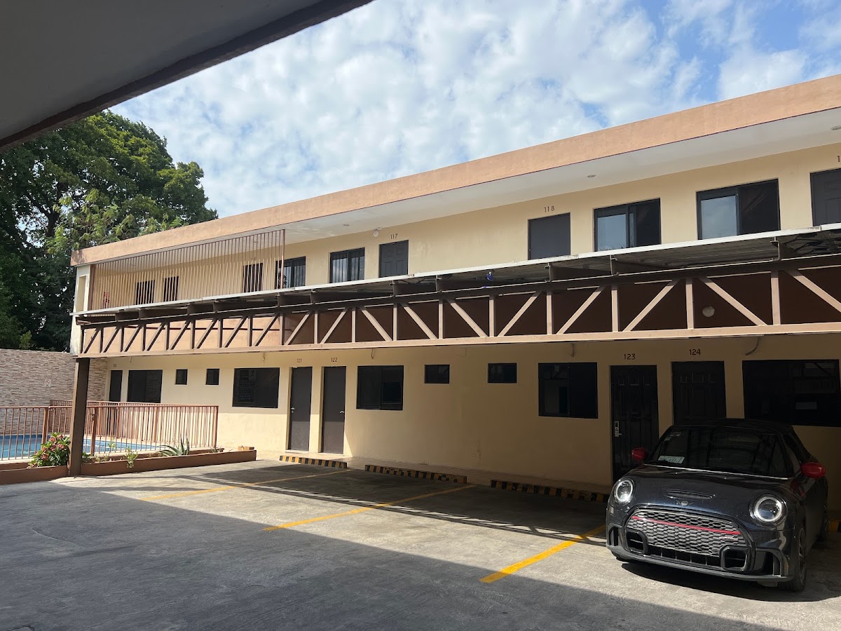 Hotel Alberto's