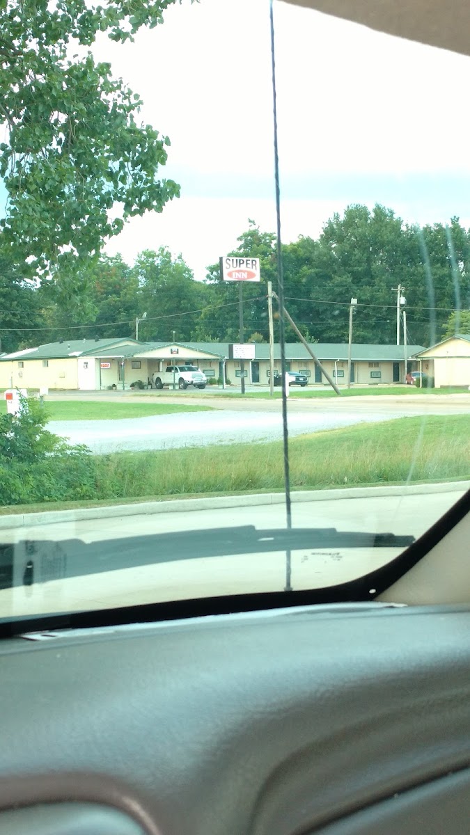 Super Inn photo 3