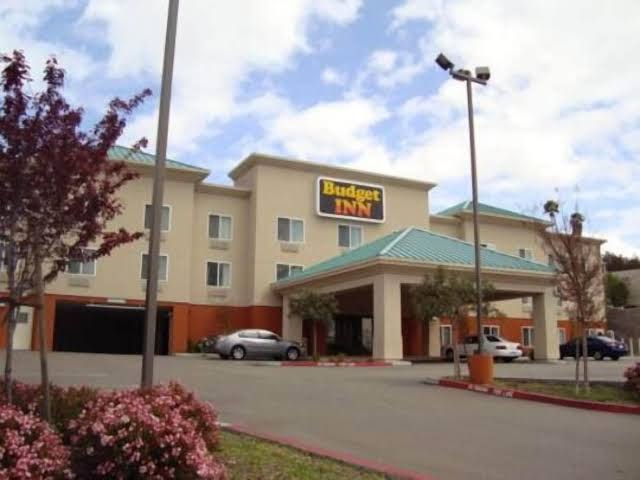 Budget Inn