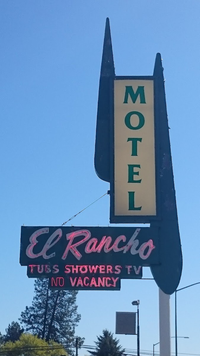 El Rancho Motel