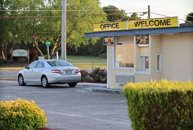 Economy Inn photo 2