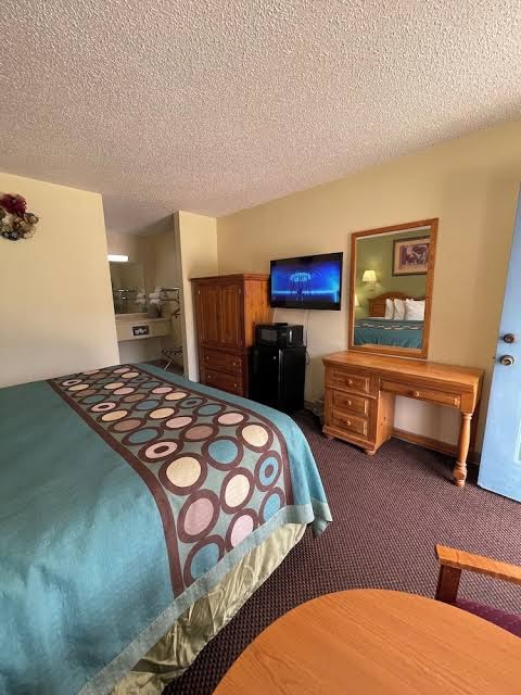 Executive Inn photo 2
