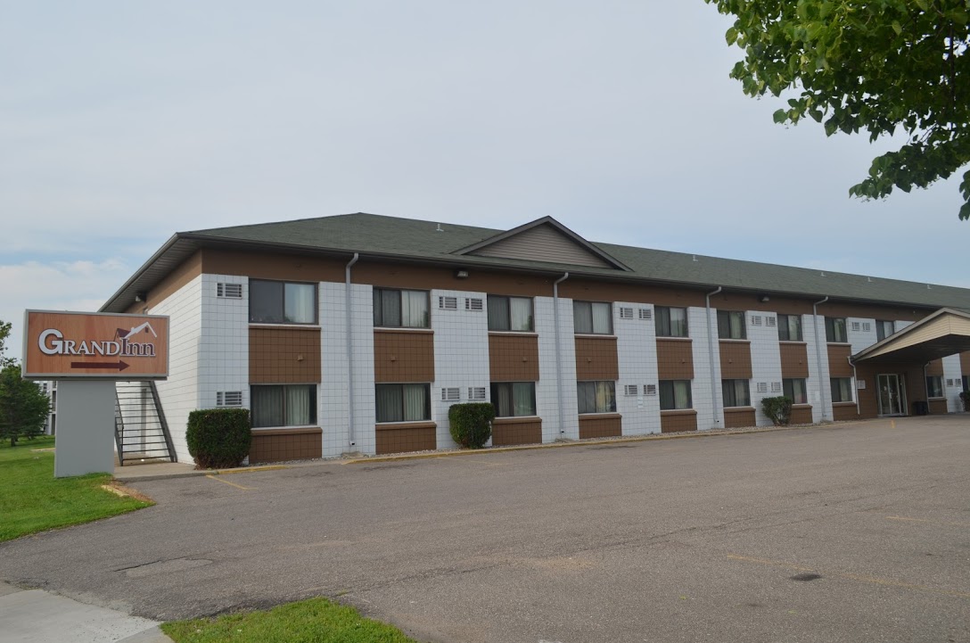 Grand Inn