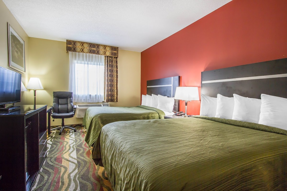 Quality Inn photo 2