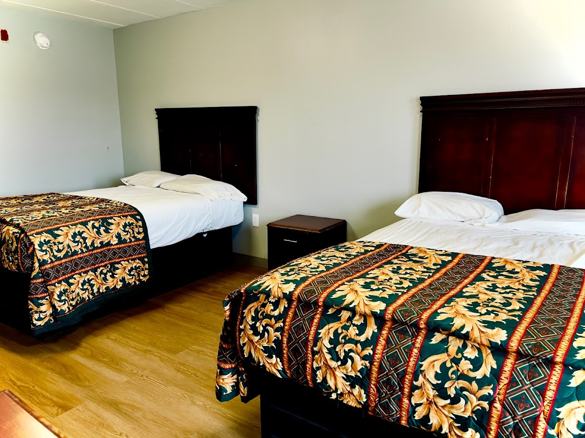 Budget Inn photo 2