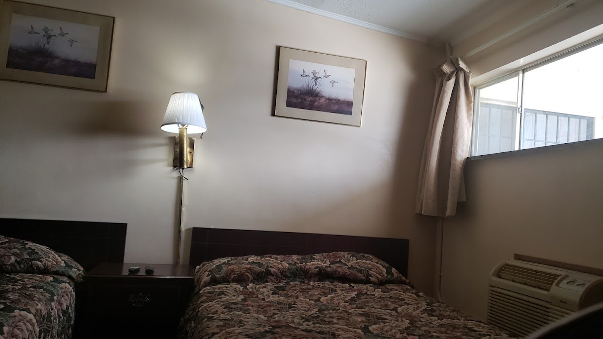 Fairfax Inn