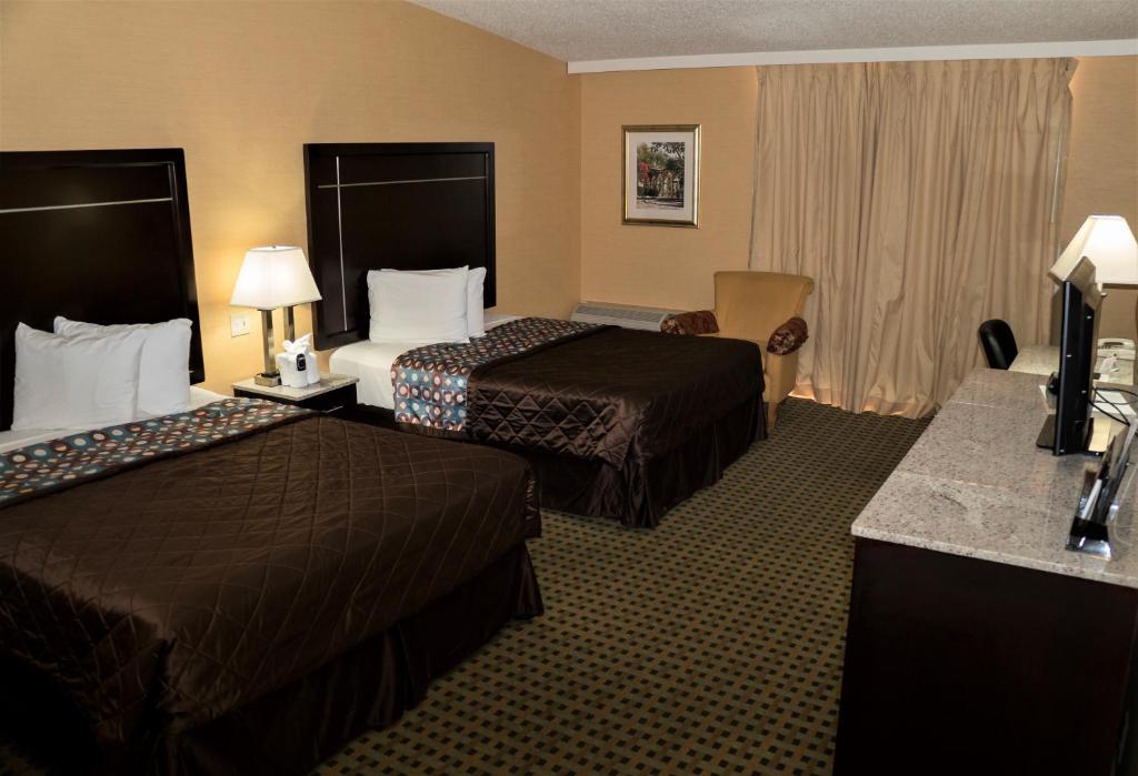 California Inn photo 2