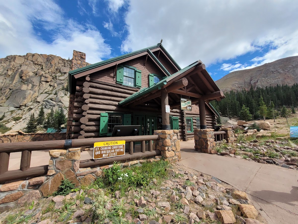 Historic Glen Cove Inn 11,450 ft