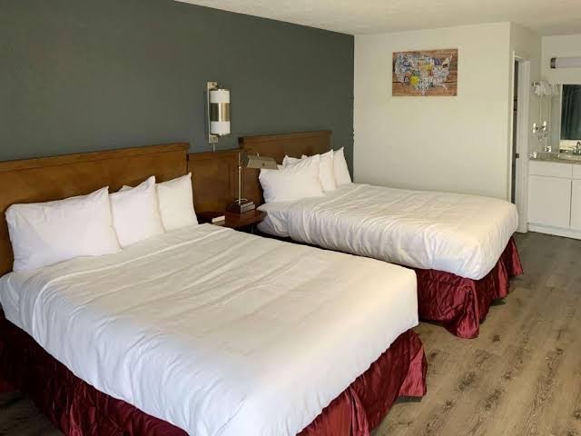Room 3