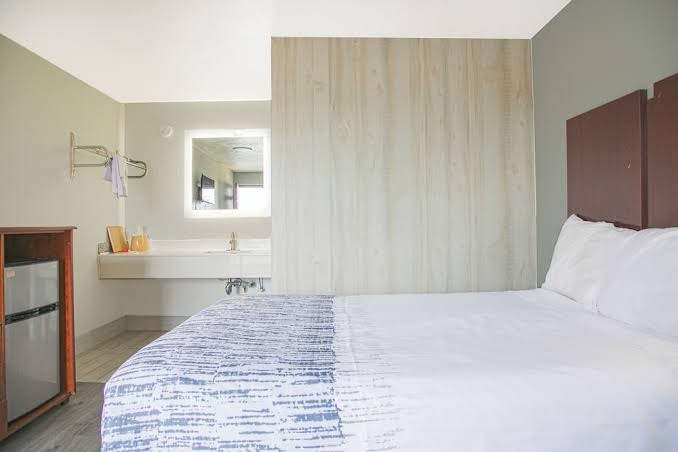 Room 7