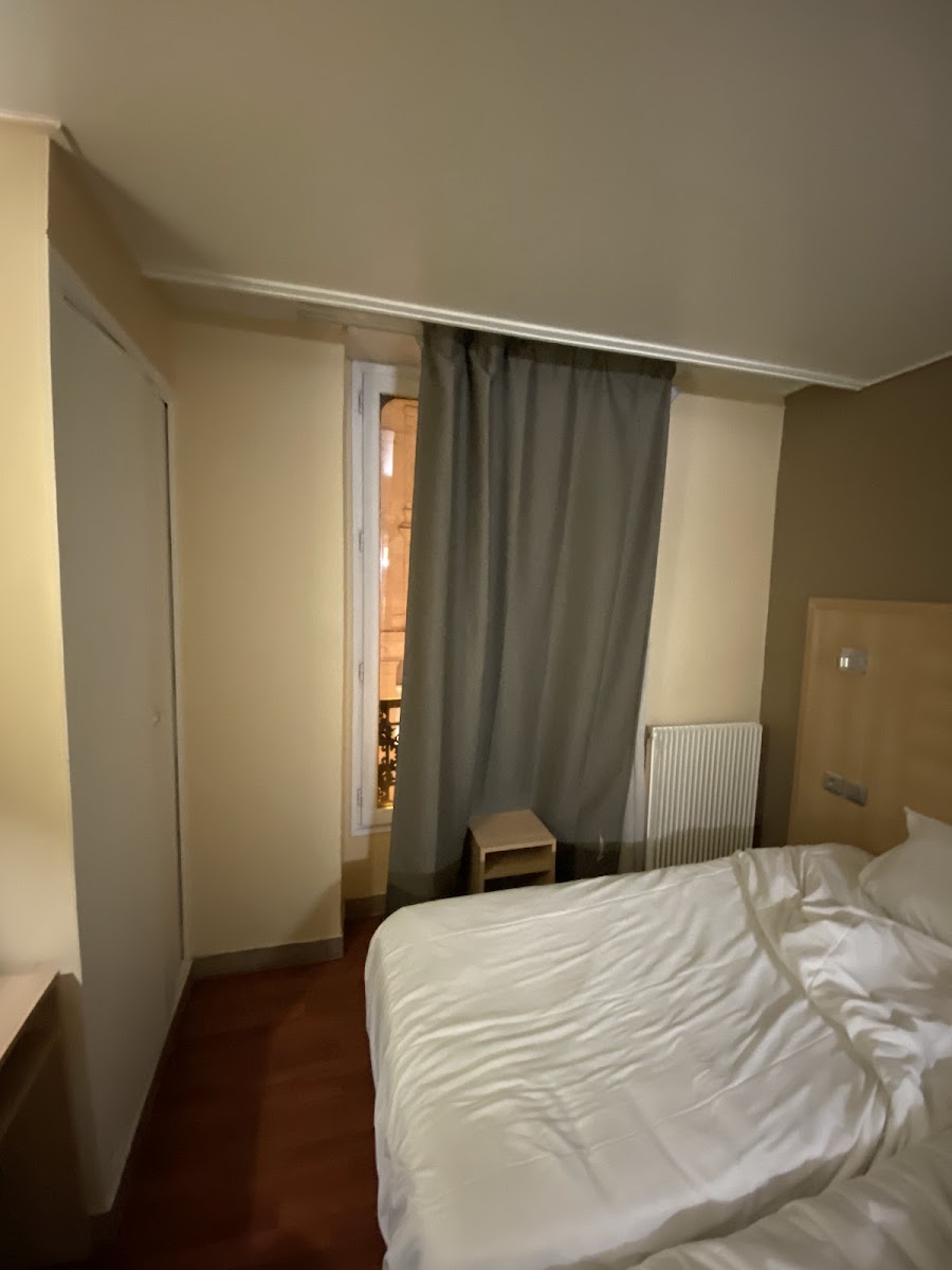 Room 4
