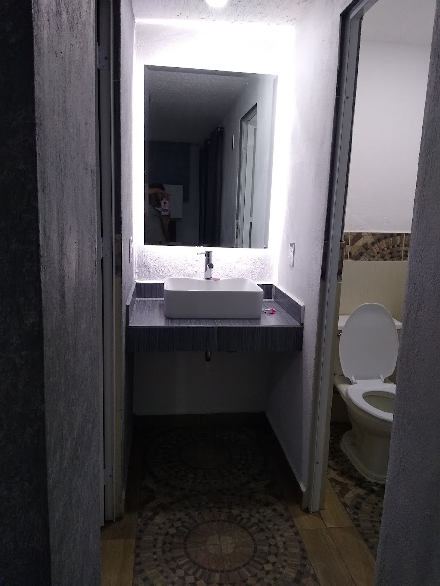 Room 8