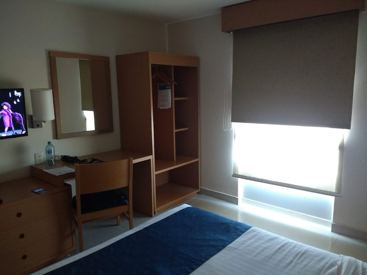 Room 8
