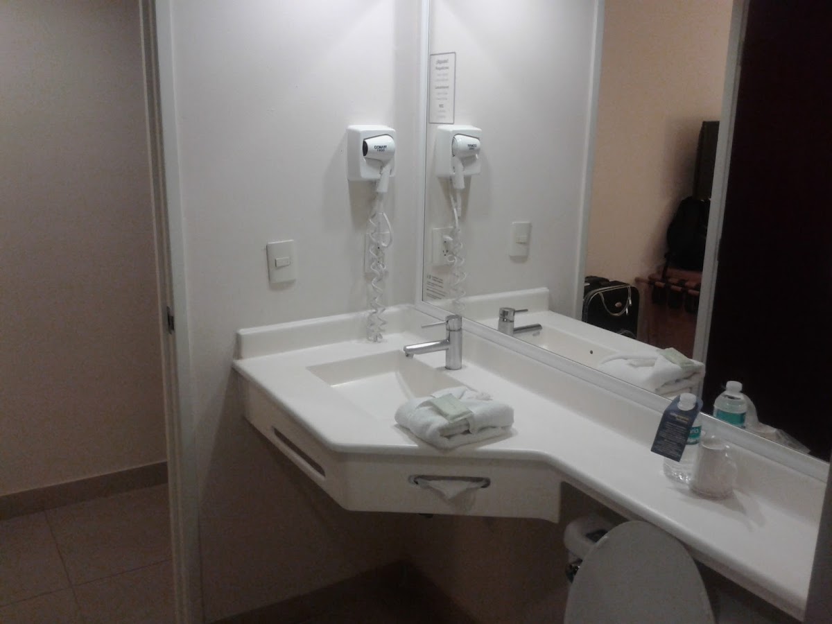 Room 9