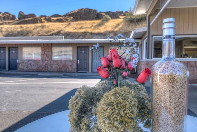 Three Rivers Inn Biggs