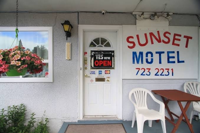 Sunset Motel & Trailer Park