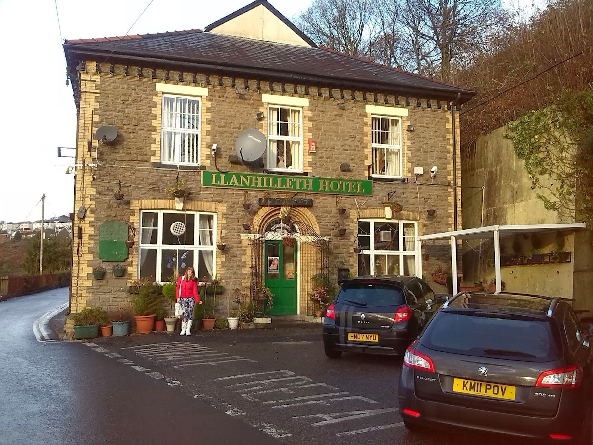 Llanhilleth Top Hotel