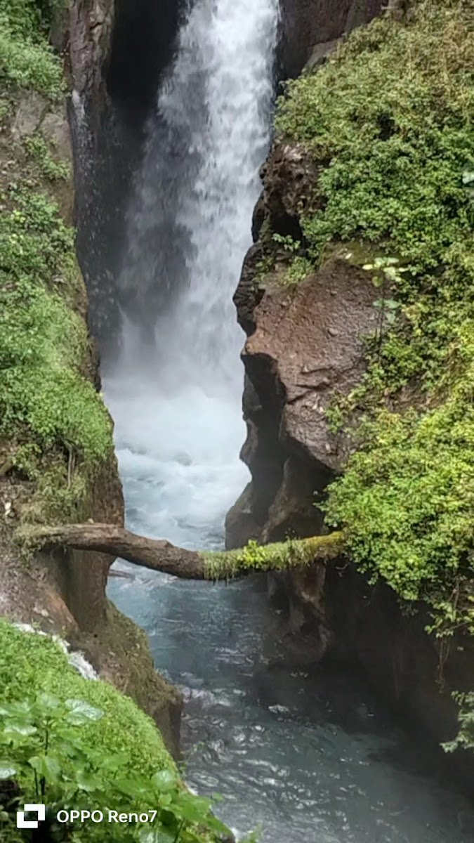 Cascada de Pancho Poza