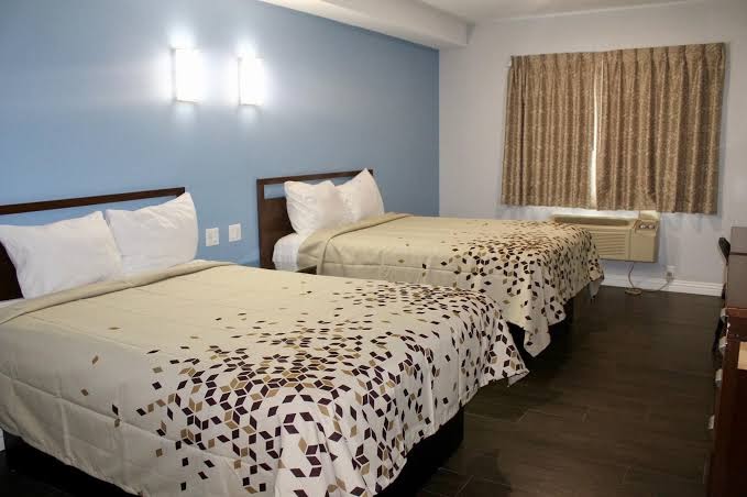 Room 9